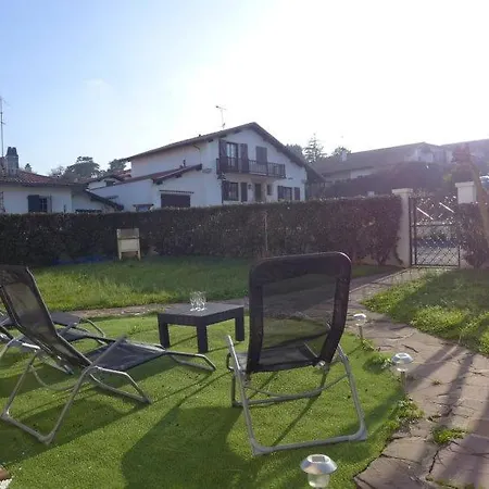 Sleeps 10 Wifi